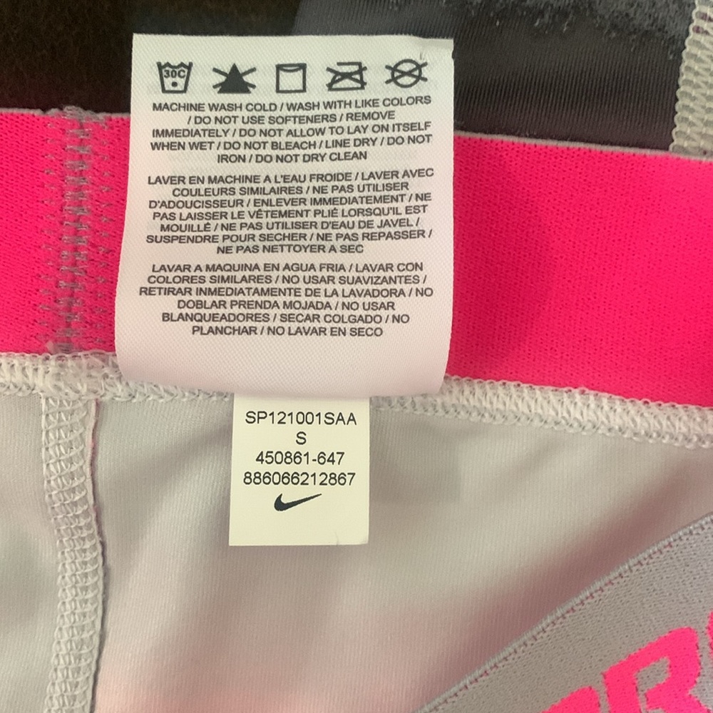 ✨ NIKE Pro Dri-Fit✨ - Picture 4 of 7